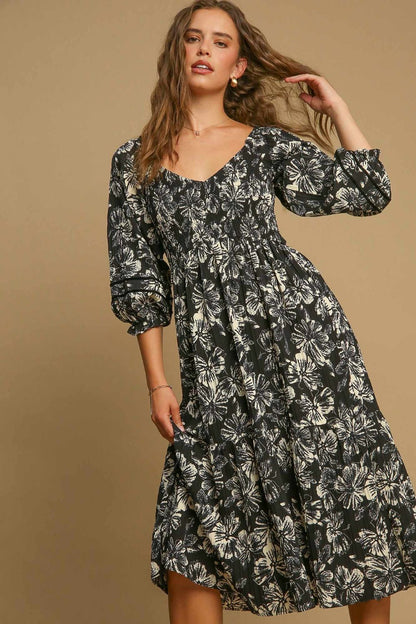 Hem Flower Black Dress